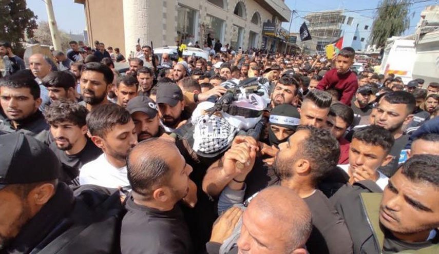 جماهير قلقيلية تشيّع جثمان الشهيد 'محمد سليم' في عزون