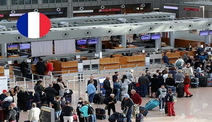 اضطرابات بمطارين فرنسيين بسبب عطل معلوماتي لدى حرس الحدود!