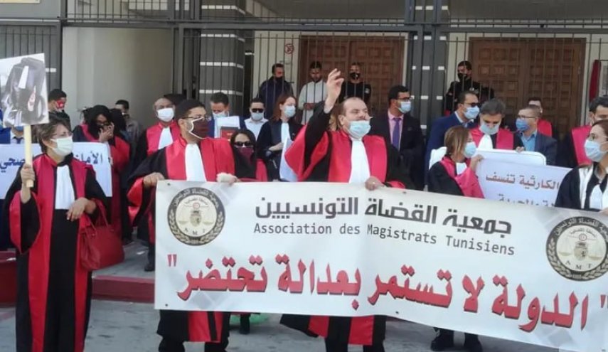 هشدار قضات تونس درباره سیاست های اخیر قیس سعید