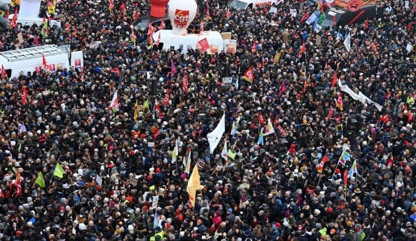 فرانسه در آستانه اعتصاب بزرگ در هفته سیاه انرژی