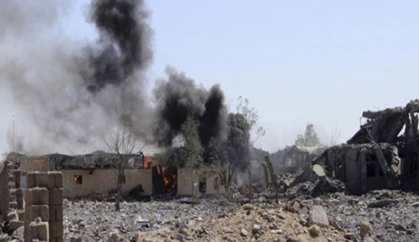 إصابة يمني بجروح خطرة جراء قصف للعدوان السعودي