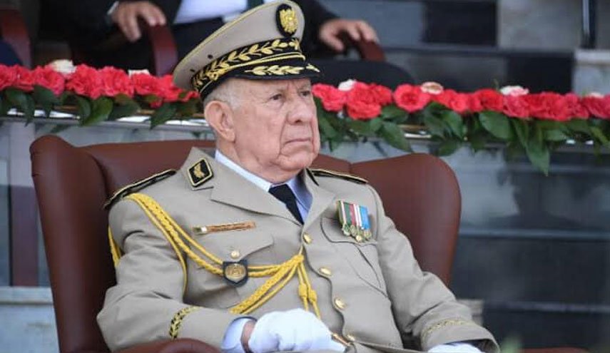 الجزائر تستقبل رئيس أركان الجيش الليبي..