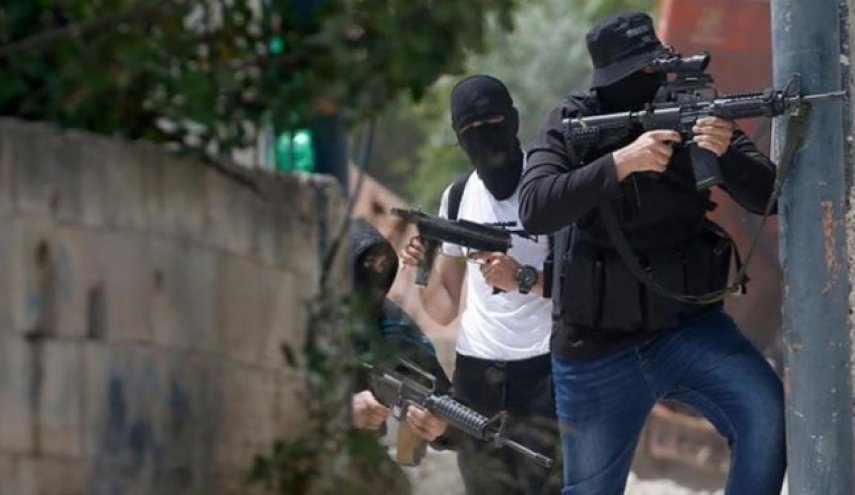 تیراندازی مبارزان فلسطینی به سمت نظامیان صهیونیست در کرانه باختری
