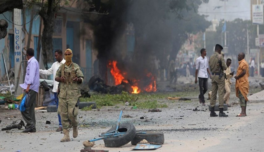  مقتل 3 جنود وإصابة 5 آخرين بتفجير انتحاري في الصومال