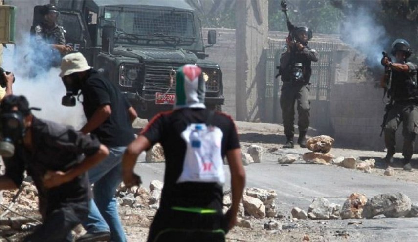 زخمی شدن چند فلسطینی در سرکوب راهپیمایی هفتگی در کرانه باختری 