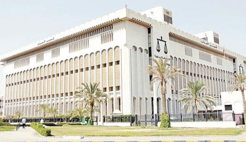 دادگاه کویت انتخابات 2022 را باطل کرد و پارلمان منحل شده را بازگرداند
