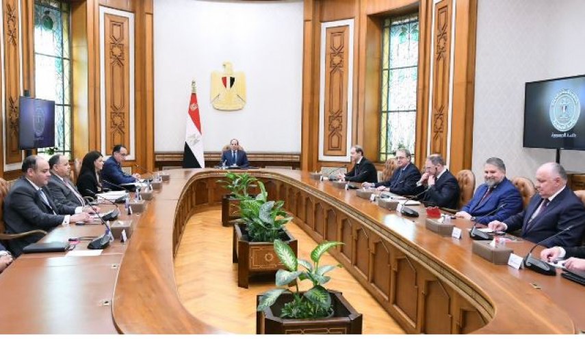 الرئيس المصري يستقبل وفدا روسيا رفيع المستوى