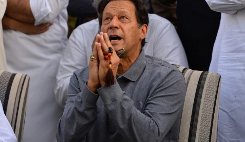 محكمة باكستانية تحمي عمران خان من الاعتقال

