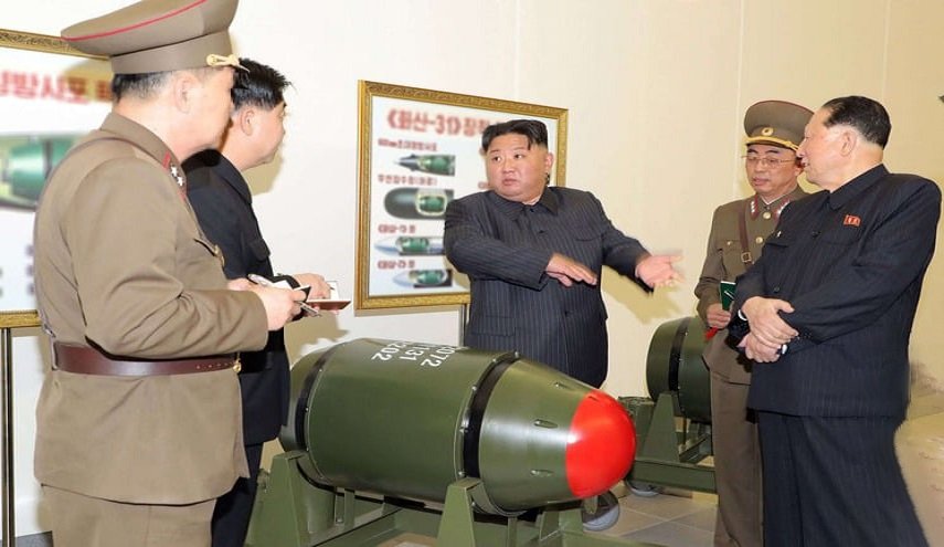 زعيم كوريا الشمالية يدعو للاستعداد التام لاستخدام الأسلحة النووية في أي وقت وأي مكان
