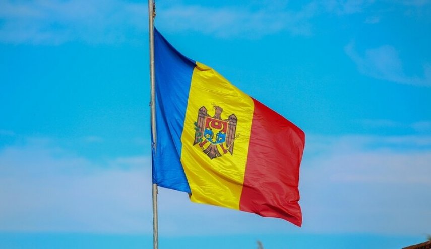 رئيس وزراء رومانيا السابق يدعو لإعادة التوحيد مع مولدوفا