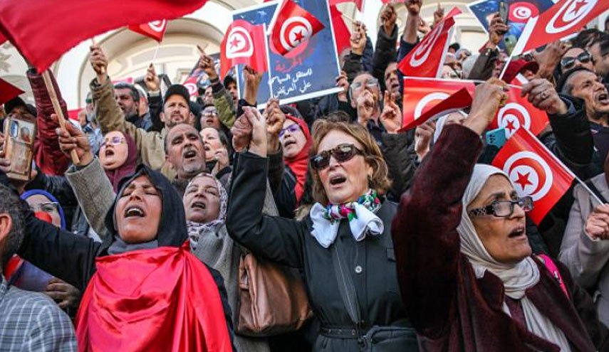 تونس..القوى الديمقراطية تطالب بإطلاق سراح المعتقلين السياسيين
