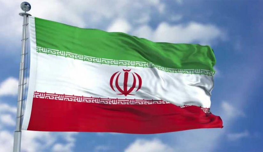 الدفاع الايرانية: الشعب الايراني اختار 