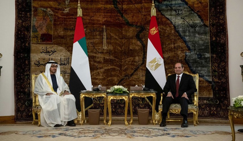 الرئيسان المصري والإماراتي يبحثان تعزيز التعاون الثنائي والتطورات الإقليمية