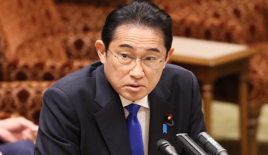 أول تعليق من رئيس الوزراء الياباني بعد انفجار وقع أثناء إلقائه خطابا