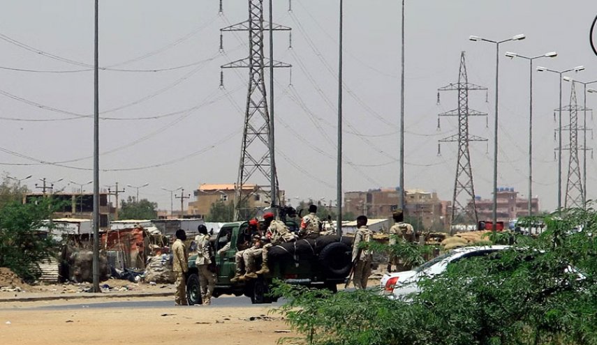 56 قتيلا و595 إصابة جراء الاشتباكات في السودان