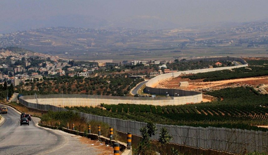 الطيران الحربي الصهیوني يخرق الأجواء اللبنانية و استنفار على الحدود