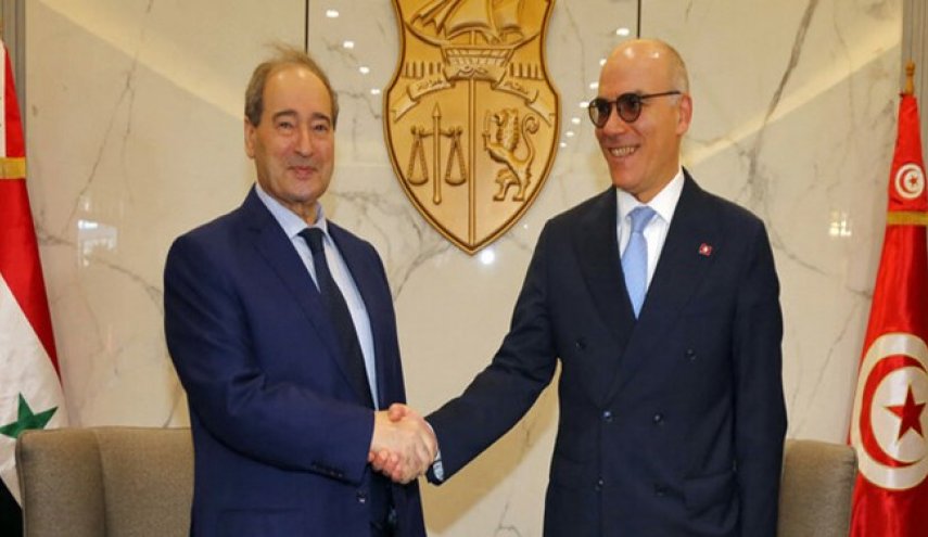 وزير الخارجية التونسي يصف زيارة نظيره السوري بـ'التاريخية'


