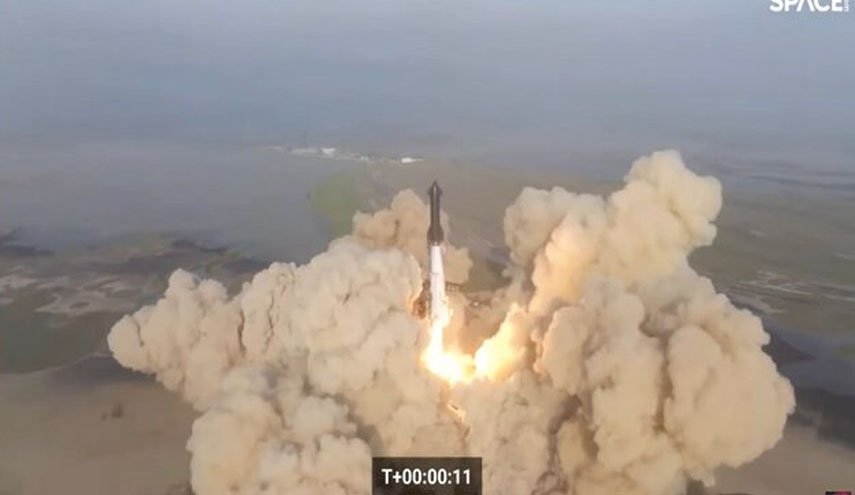 موشک فضایی استار شیپ ایلان ماسک در آسمان منفجر شد+ ویدیو
