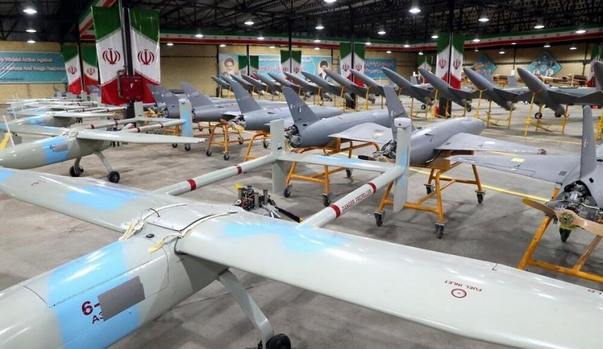 وزیر الدفاع: الجيش الايراني یتزود بـ 200 طائرة مسيّرة