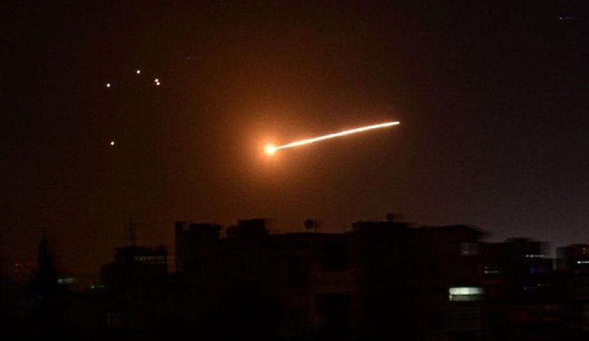 واکنش پدافند هوایی سوریه به حمله رژیم صهیونیستی
