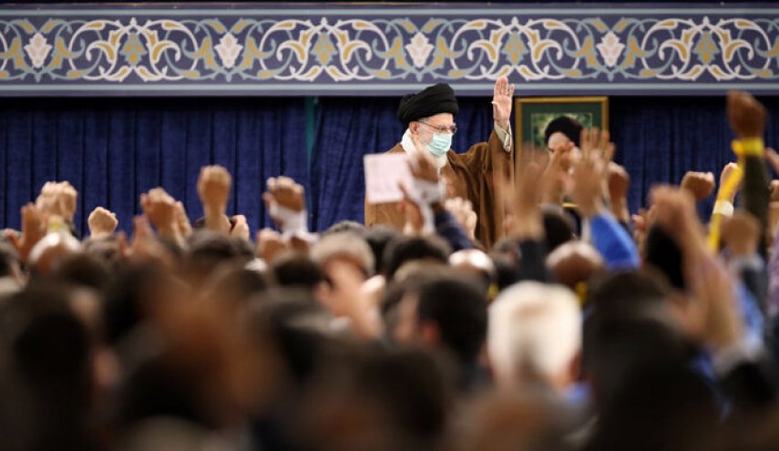 قائد الثورة الاسلامية يتحدث عن قضايا مهمة يجب ايلاء الاهتمام بها 