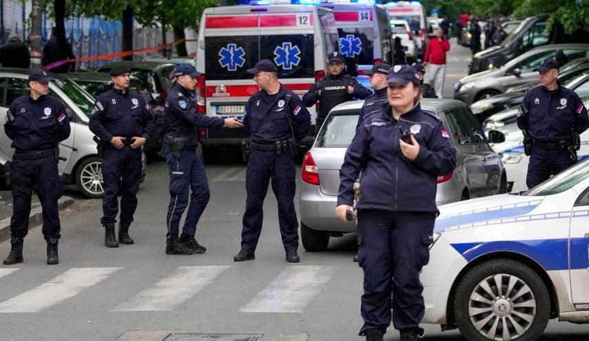 'صدمة كبرى' في صربيا.. 9 قتلى و7 جرحى بحادث إطلاق نار في مدرسة
