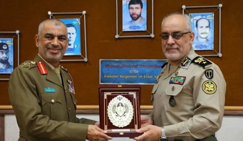 قائد جامعة دافوس للجيش: جامعة دافوس للجيش مستعدة لتبادل الأساتذة مع عمان