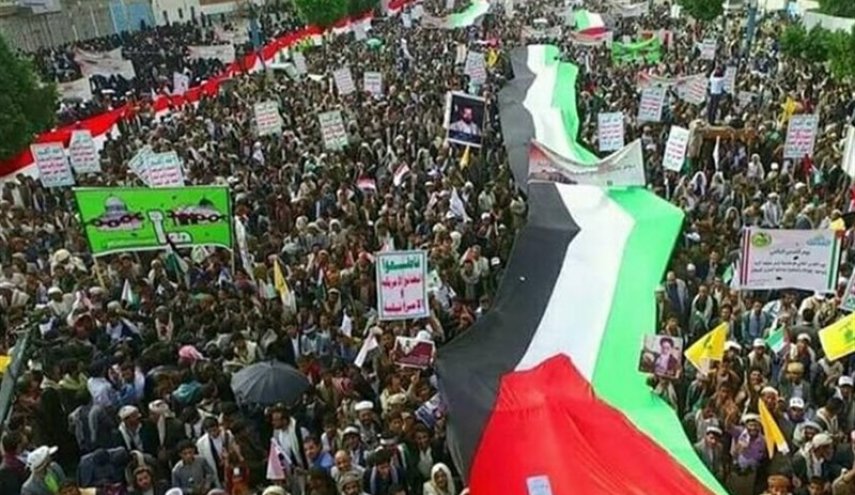 اليمن يشهدمسيرة حاشدة تضامنا مع الشعب الفلسطيني