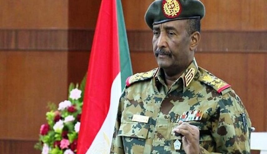 البرهان يعلن إنهاء خدمة عدة سفراء بوزارة الخارجية السودانية