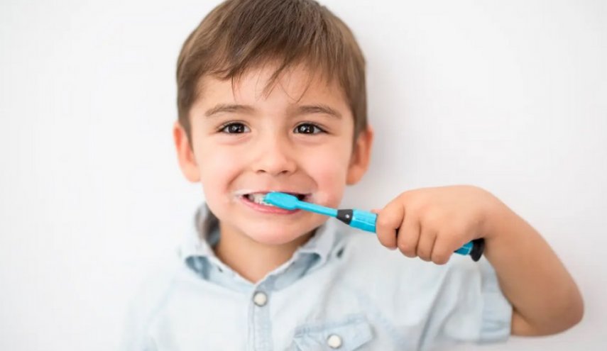 هل استخدام معجون الاسنان امن على الاطفال؟