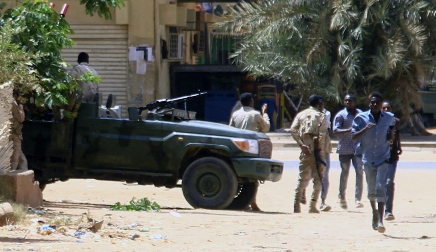 السودان.. ارتفاع حصيلة القتلى المدنيين بالاشتباكات إلى 822 شخصا