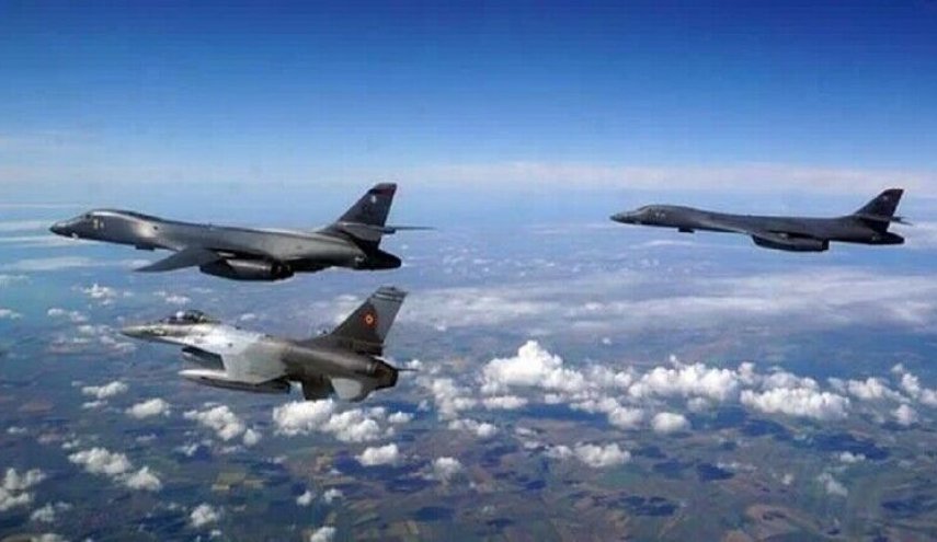 مقابله جنگنده‌های روسیه با ۲ بمب افکن راهبردی آمریکا در دریای بالتیک