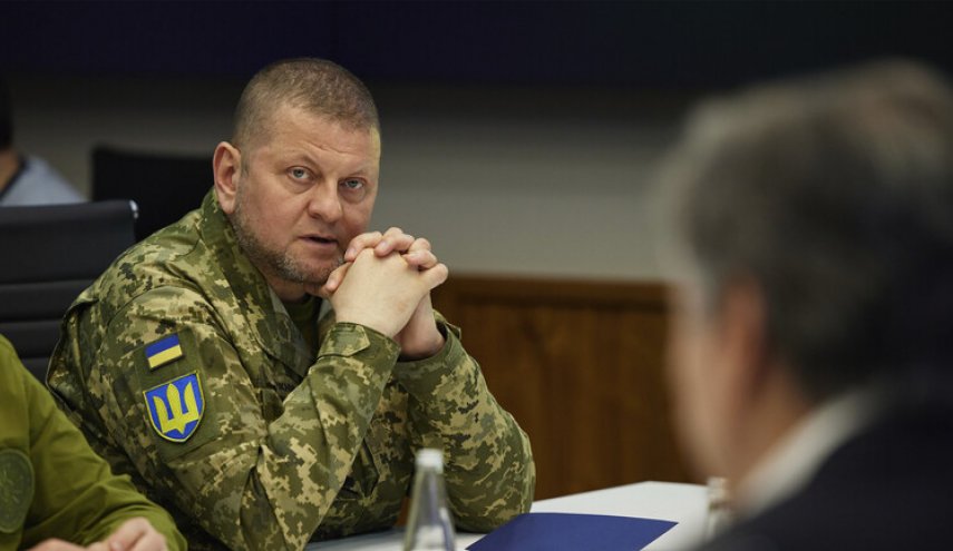 قائد القوات الأوكرانية يبحث توريدات الأسلحة مع رئيس الأركان الأمريكي