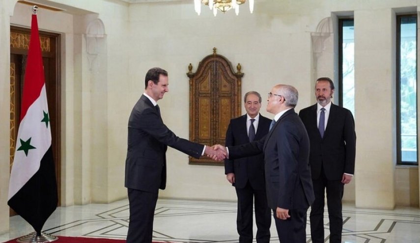 الرئيس الأسد يتقبل أوراق اعتماد سفير تونس لدى سوريا
