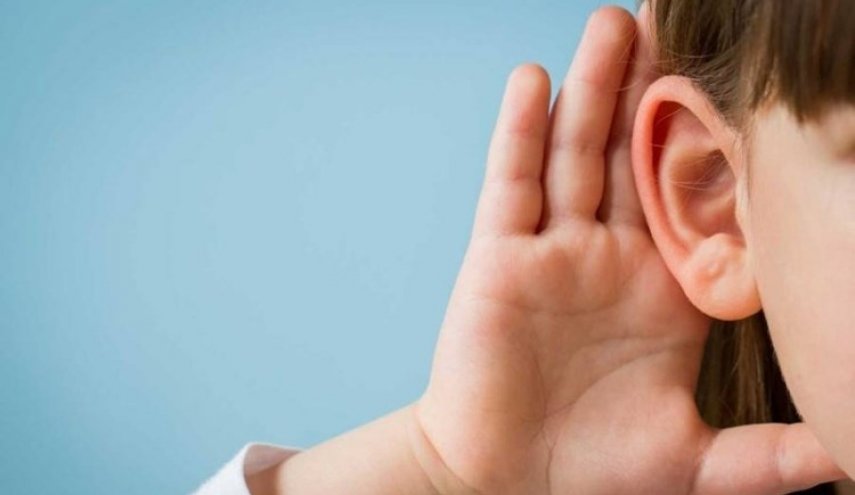الذكاء الاصطناعي يحول الأصوات إلى نصوص لضعاف السمع
