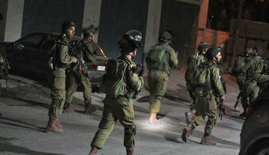 یورش نظامیان صهیونیست به کرانه باختری و درگیری با جوانان فلسطینی و بازداشت آنان