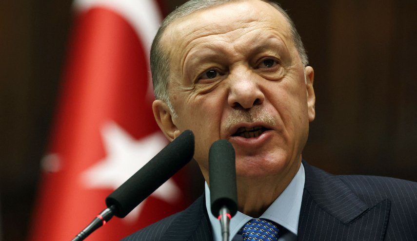 اردوغان: به غربی‌های گستاخ یاد می‌دهیم توهین به مسلمانان آزادی اندیشه نیست
