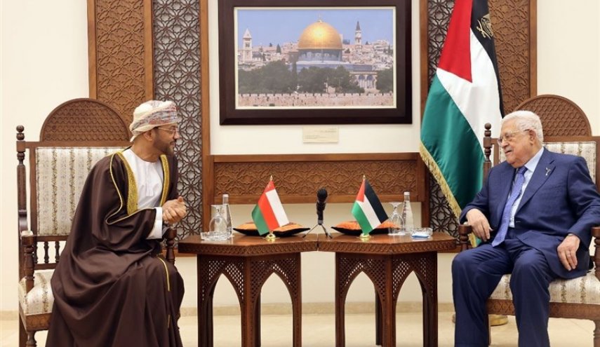 وزیر خارجه عمان با پیام سلطان وارد رام الله شد