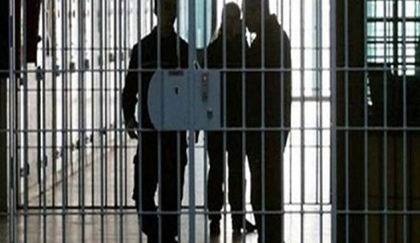 نقل 11 سجينا إيرانياً من الكويت إلى إيران