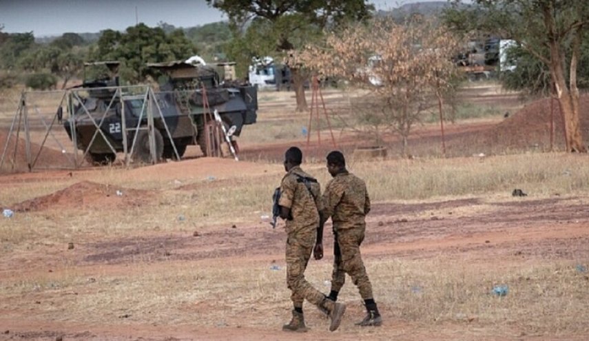 مقتل 10 مدنيين جراء هجمات لمتمردين في بوركينا فاسو