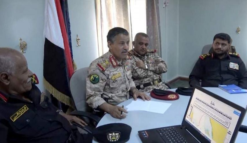 وزیر دفاع یمن: ما سخت کار می کنیم تا نیروی دریایی قوی داشته باشیم