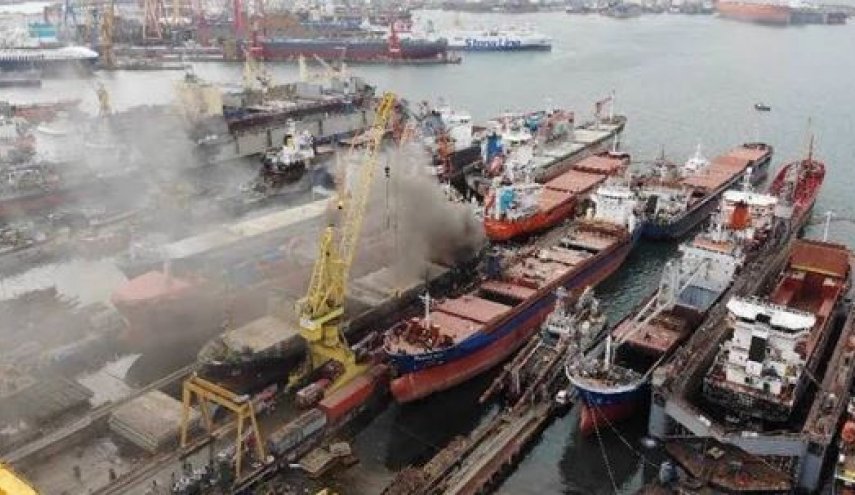 مقتل شخص وإصابة آخر في انفجار بميناء توزلا في اسطنبول