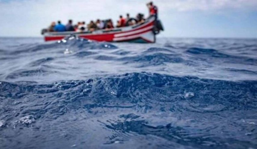 إنقاذ 23 شخصا وانتشال 11 جثة لمهاجرين غرق مركبهم بسواحل تونس