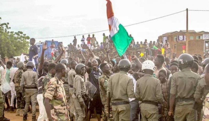تعبئة شعبية في النيجر لصد التدخل العسكري 
