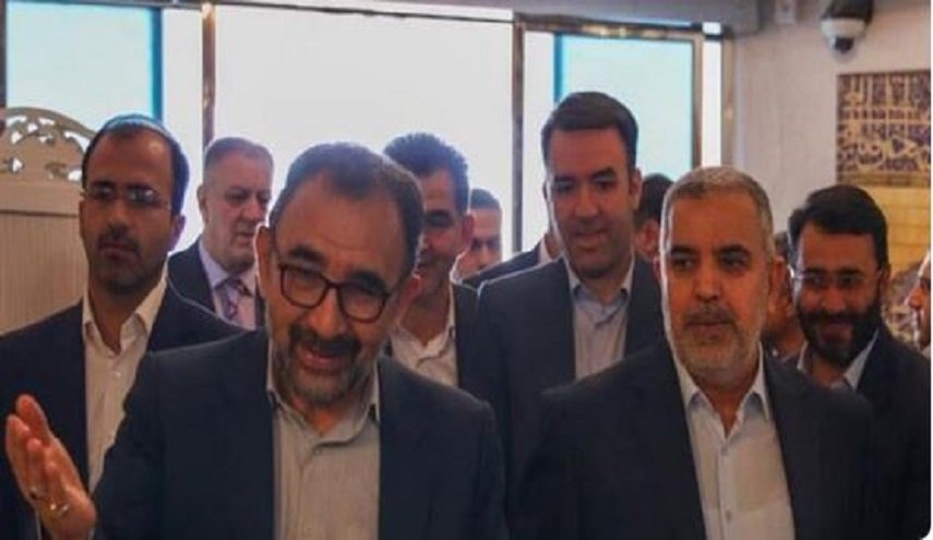 وزير الزراعة العراقي يصل مدينة مشهد المقدسة