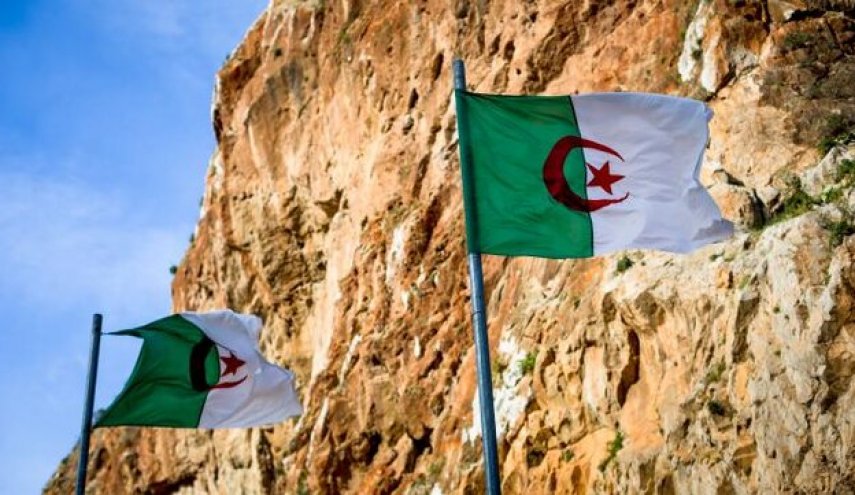 الجزایر آسمان خود را به روی جنگنده‌های فرانسه به مقصد نیجر بست