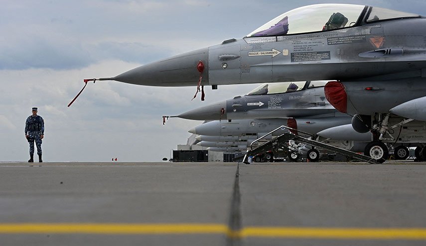 واشنطن تدرب طيارين أوكرانيين على قيادة مقاتلات إف-16 في سبتمبر