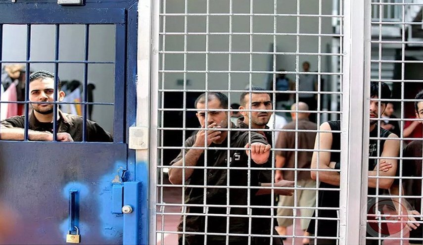 شین بت: ازدحام بیش از حد در زندان های رژیم اشغالی مانع از دستگیری بیشتر می‌شود
