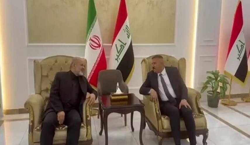 وزیر کشور با استقبال همتای عراقی خود وارد بغداد شد