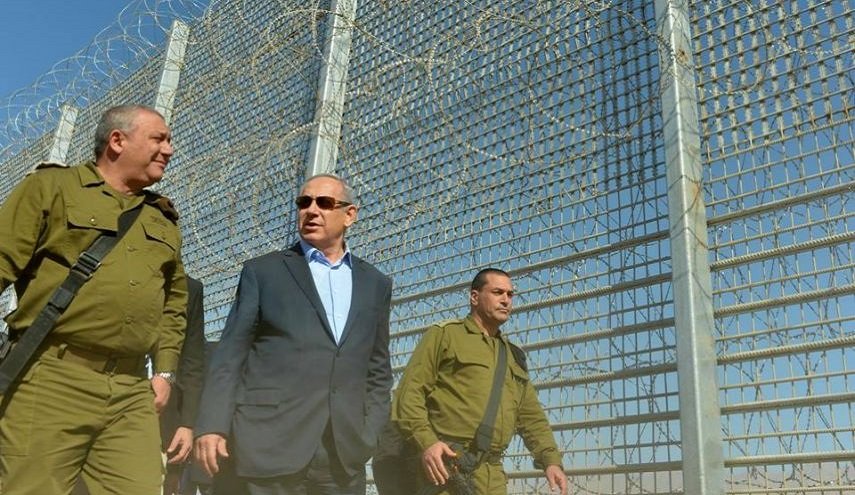نتنياهو يعلن عزمه بناء سياج جديد مع الأردن
